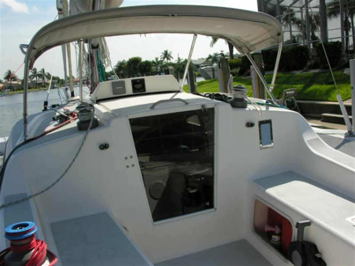https://arconyachts.ams3.digitaloceanspaces.com/171712/conversions/large_87226-optimize.jpg