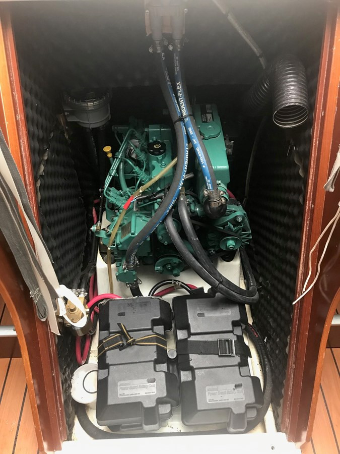 https://arconyachts.ams3.digitaloceanspaces.com/171768/conversions/large_2692535-optimize.jpg