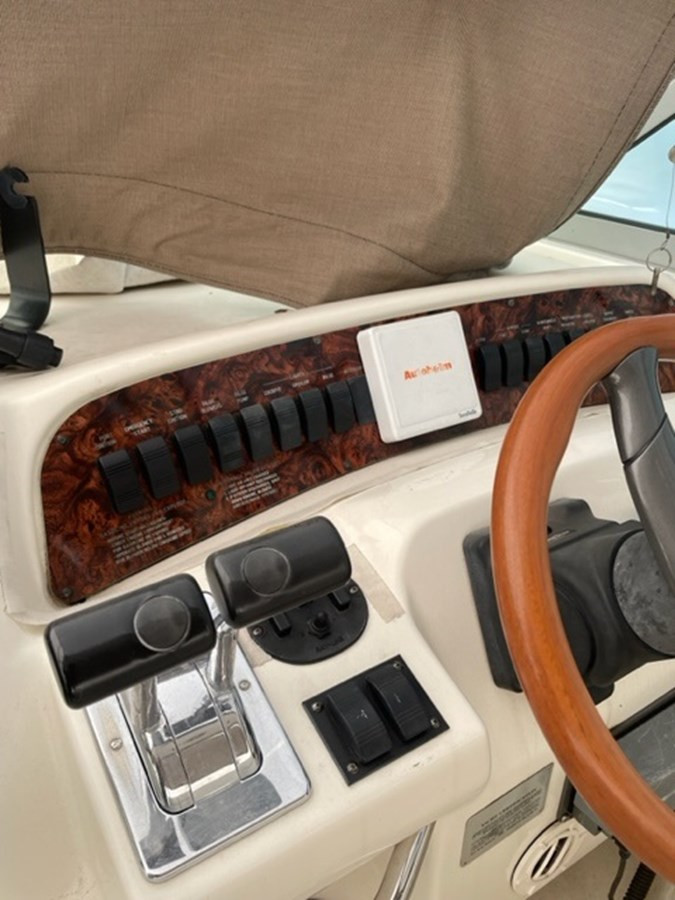 https://arconyachts.ams3.digitaloceanspaces.com/171854/conversions/large_3972040-optimize.jpg