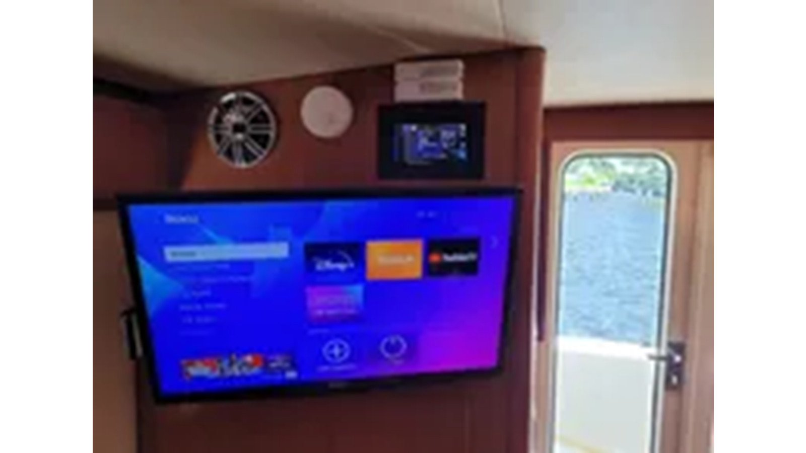 https://arconyachts.ams3.digitaloceanspaces.com/172232/conversions/large_4300559-optimize.jpg