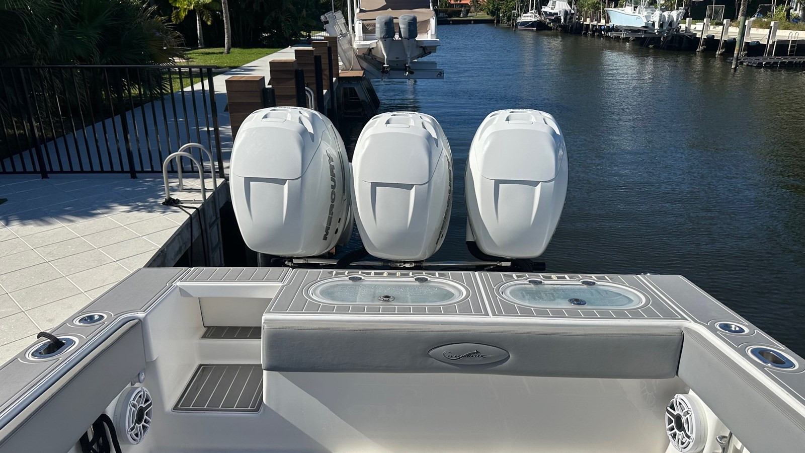 https://arconyachts.ams3.digitaloceanspaces.com/172398/conversions/large_4568701-optimize.jpg