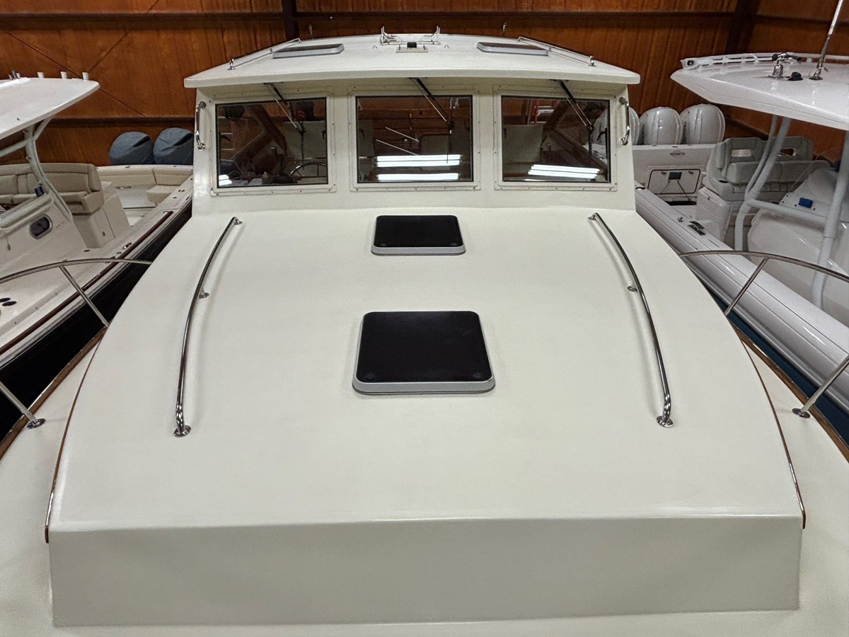 https://arconyachts.ams3.digitaloceanspaces.com/172420/conversions/large_4651463-optimize.jpg