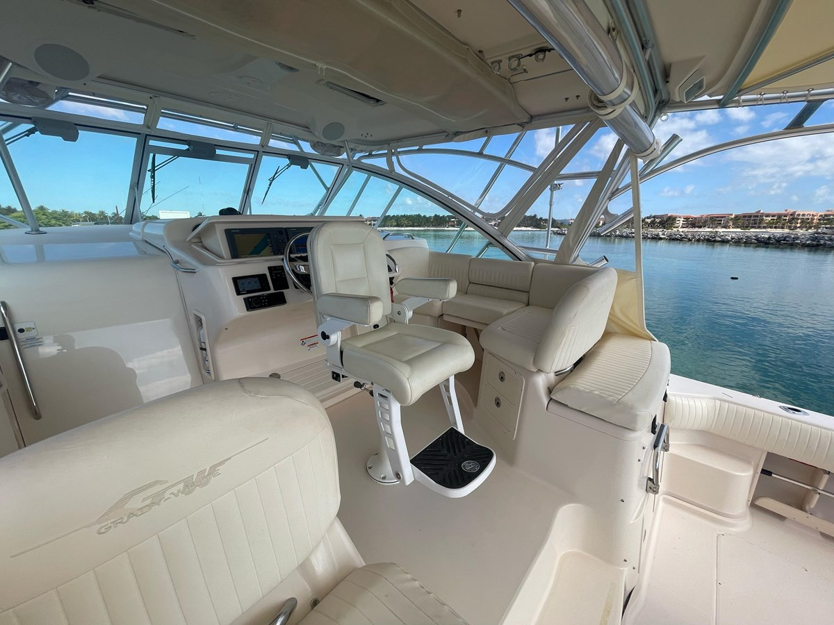 https://arconyachts.ams3.digitaloceanspaces.com/172531/conversions/large_4724547-optimize.jpg