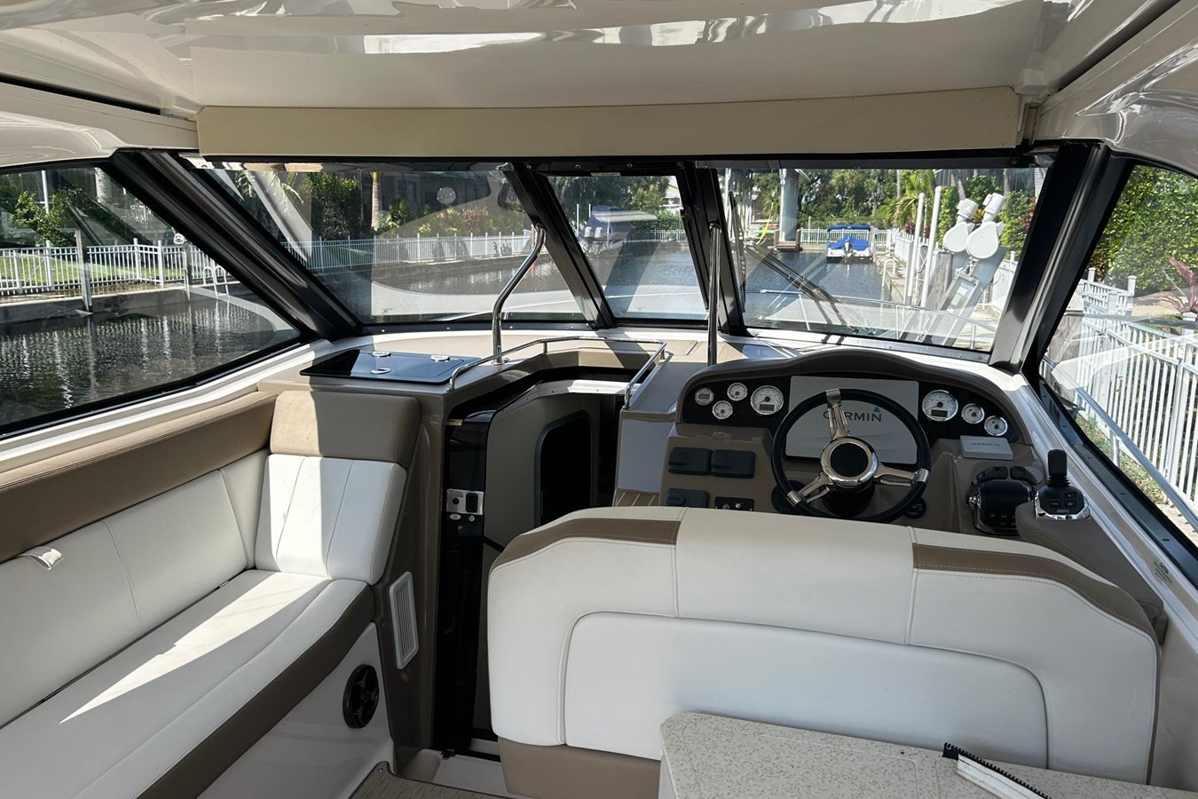 https://arconyachts.ams3.digitaloceanspaces.com/172665/conversions/large_4776171-optimize.jpg