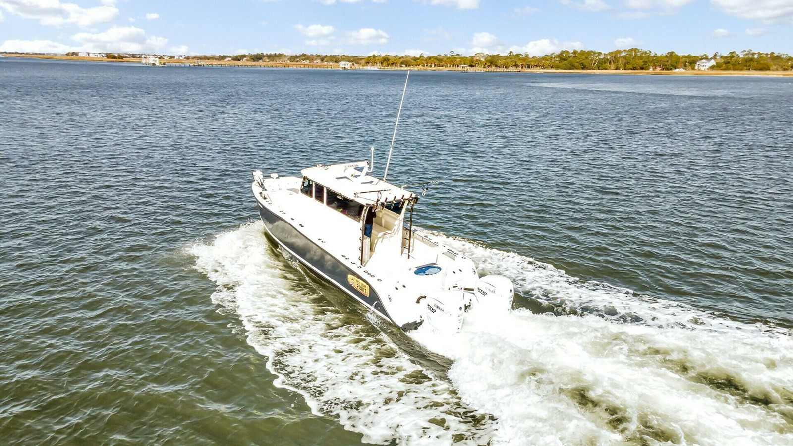 https://arconyachts.ams3.digitaloceanspaces.com/172754/conversions/large_4577973-optimize.jpg