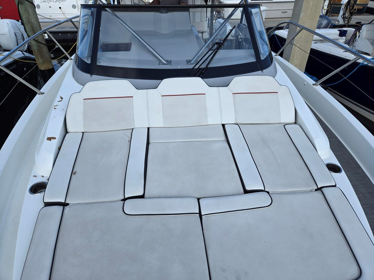 https://arconyachts.ams3.digitaloceanspaces.com/172814/conversions/large_4544953-optimize.jpg