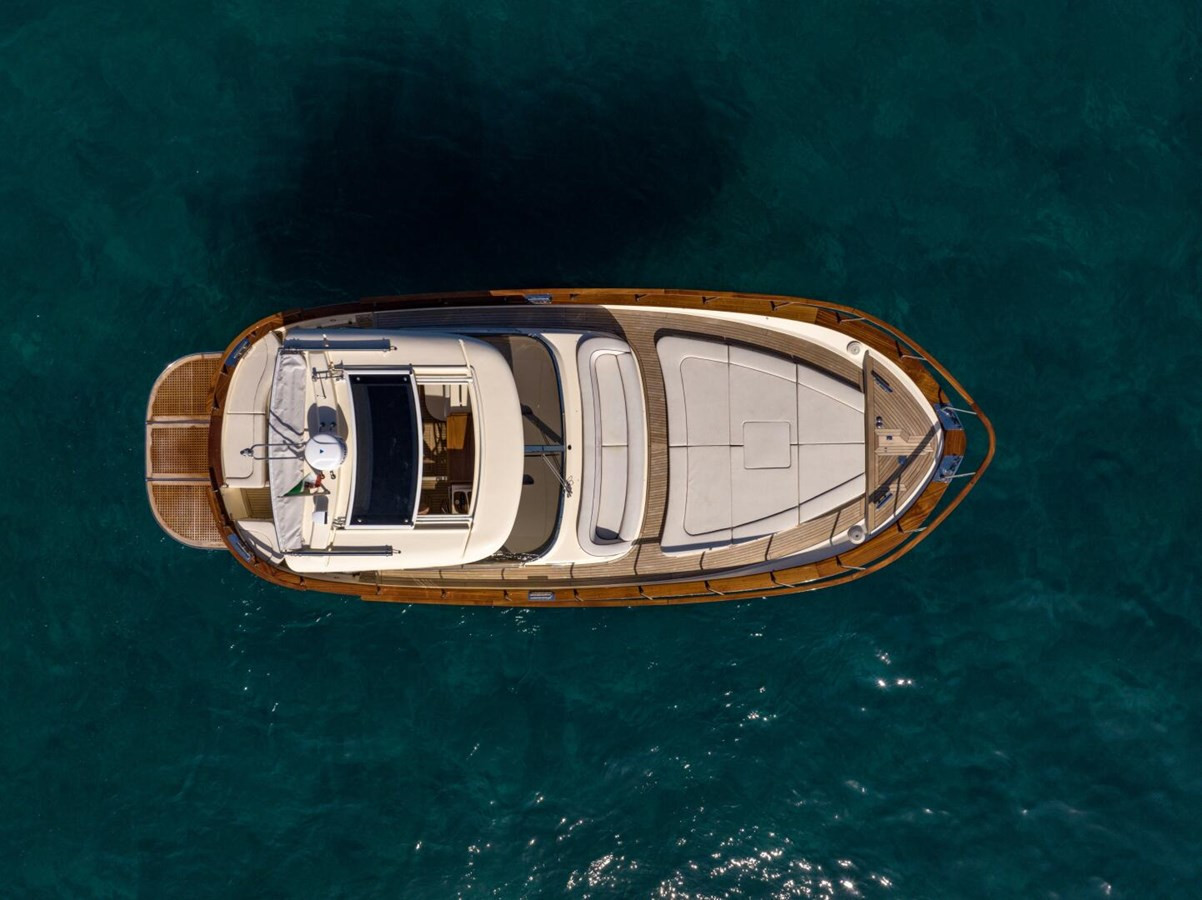 https://arconyachts.ams3.digitaloceanspaces.com/172860/conversions/large_4598244-optimize.jpg
