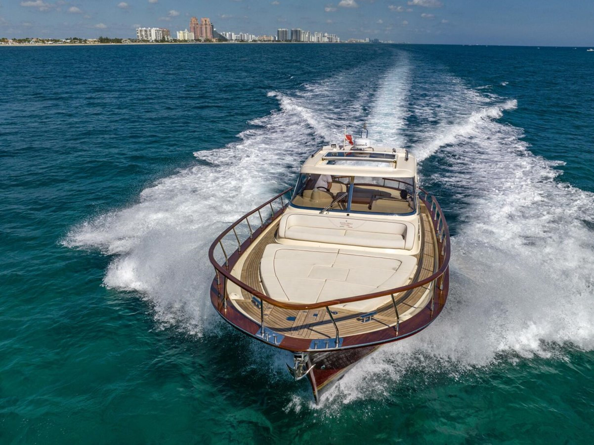 https://arconyachts.ams3.digitaloceanspaces.com/172875/conversions/large_4598249-optimize.jpg