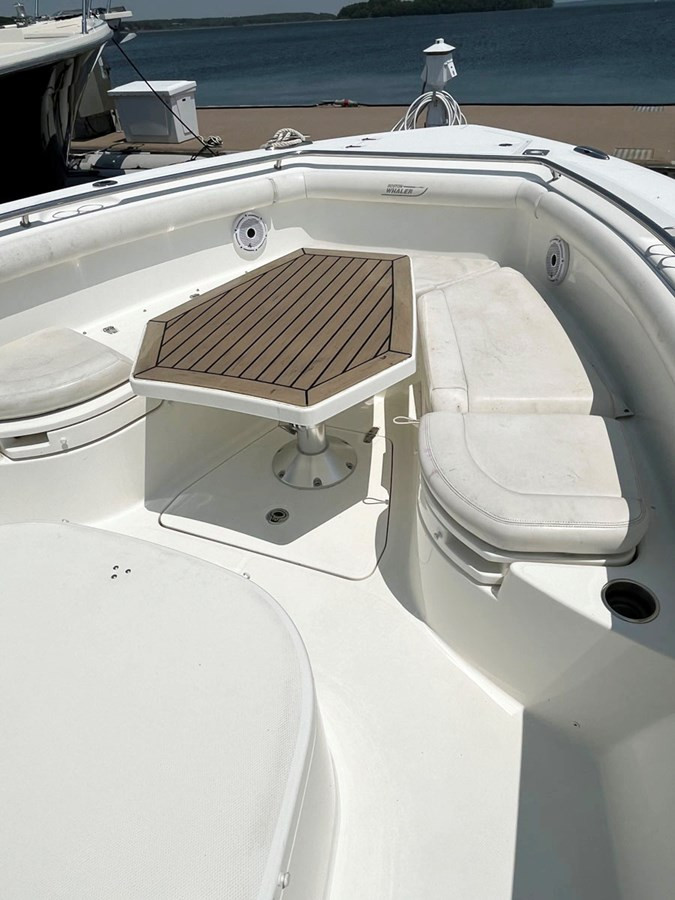 https://arconyachts.ams3.digitaloceanspaces.com/172877/conversions/large_4688509-optimize.jpg