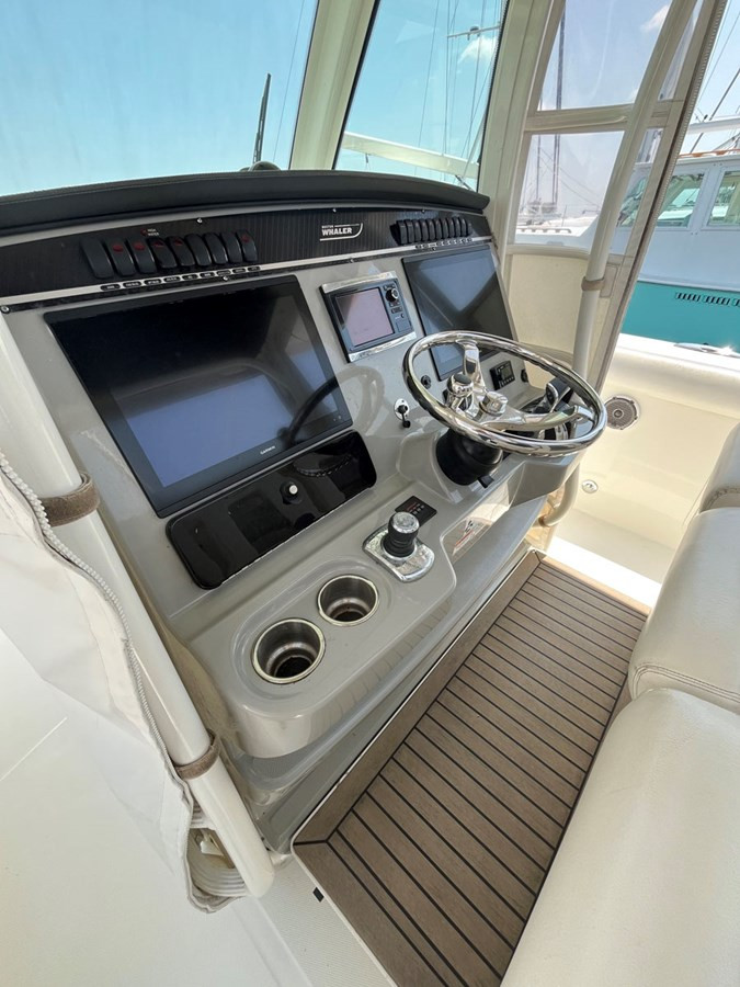 https://arconyachts.ams3.digitaloceanspaces.com/172892/conversions/large_4688498-optimize.jpg