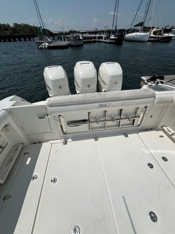 https://arconyachts.ams3.digitaloceanspaces.com/172948/conversions/large_4688489-optimize.jpg