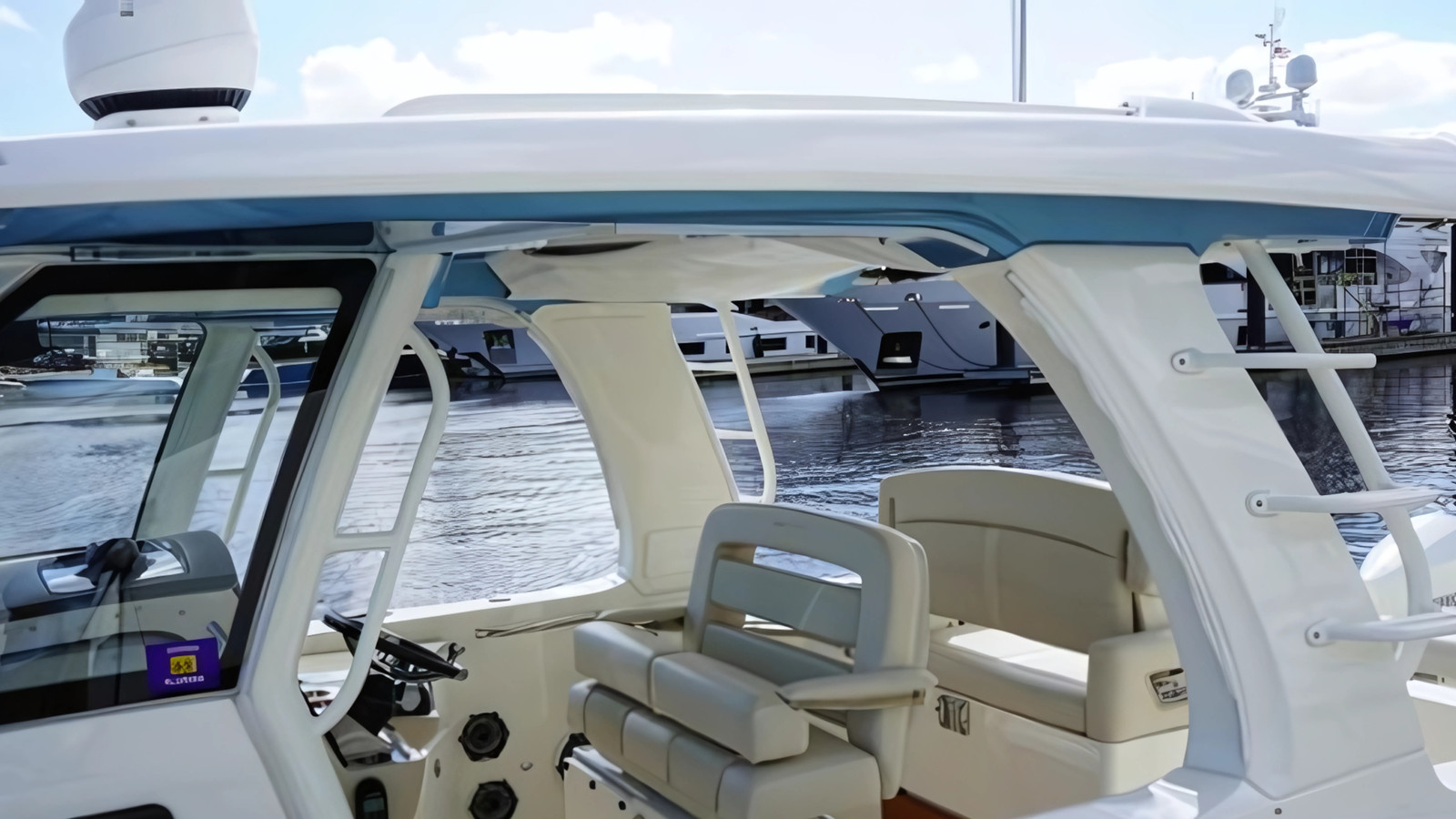 https://arconyachts.ams3.digitaloceanspaces.com/173103/conversions/large_4495066-optimize.jpg