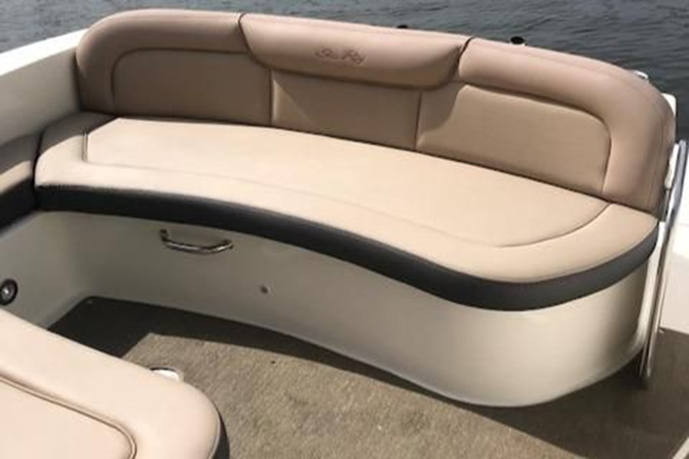 https://arconyachts.ams3.digitaloceanspaces.com/173124/conversions/large_3976715-optimize.jpg