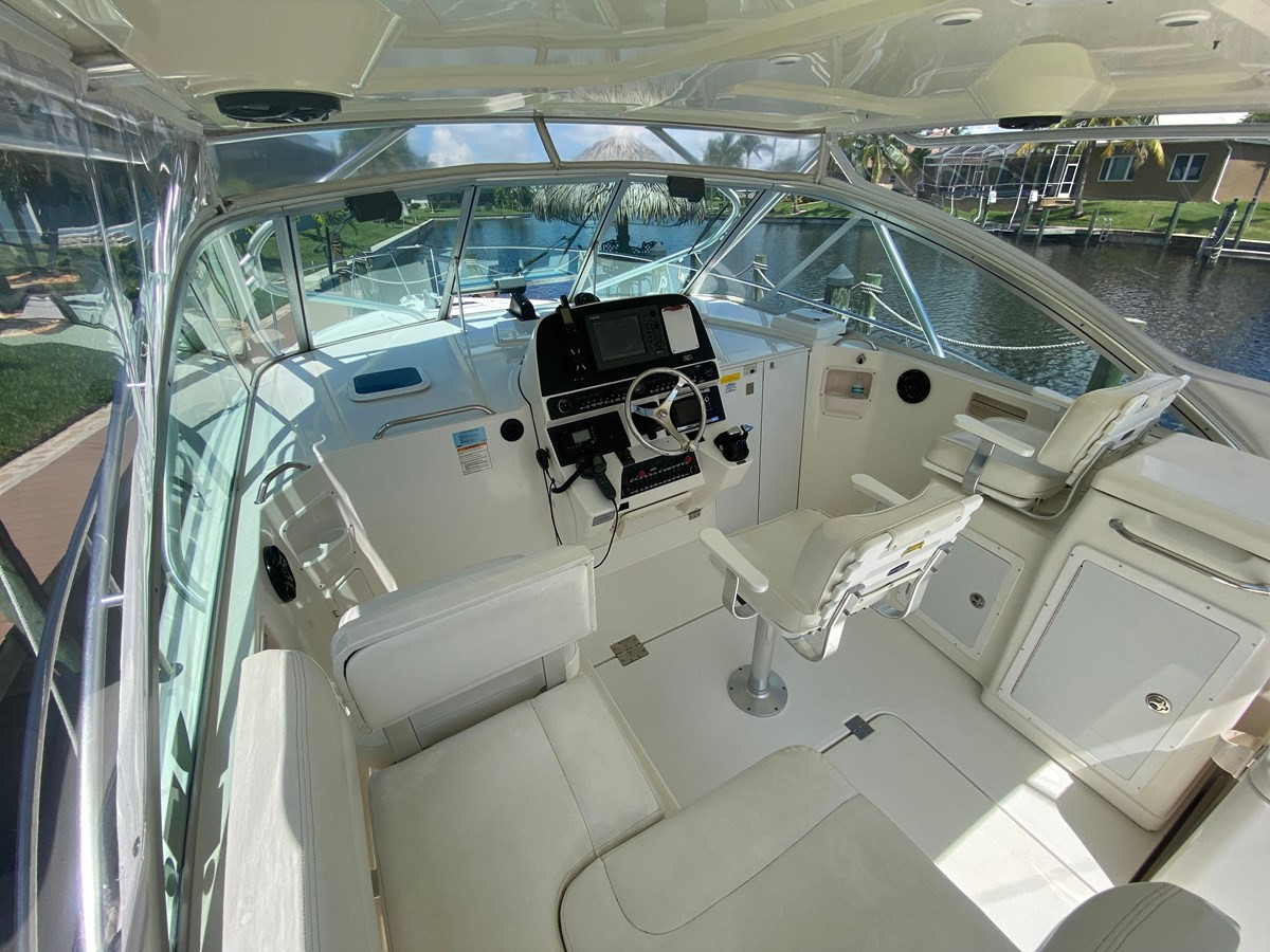 https://arconyachts.ams3.digitaloceanspaces.com/173325/conversions/large_4370086-optimize.jpg