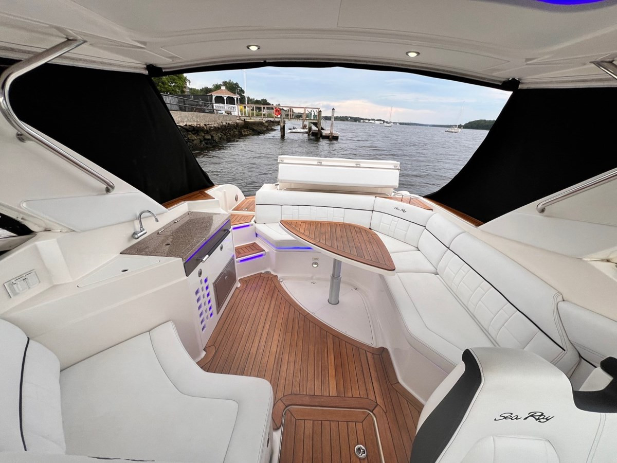 https://arconyachts.ams3.digitaloceanspaces.com/173488/conversions/large_4268867-optimize.jpg