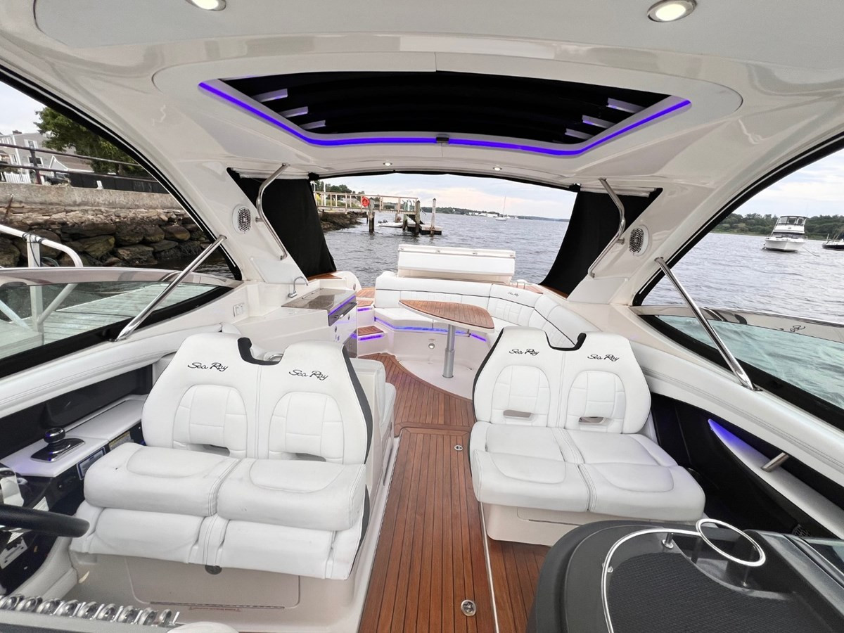 https://arconyachts.ams3.digitaloceanspaces.com/173504/conversions/large_4268874-optimize.jpg