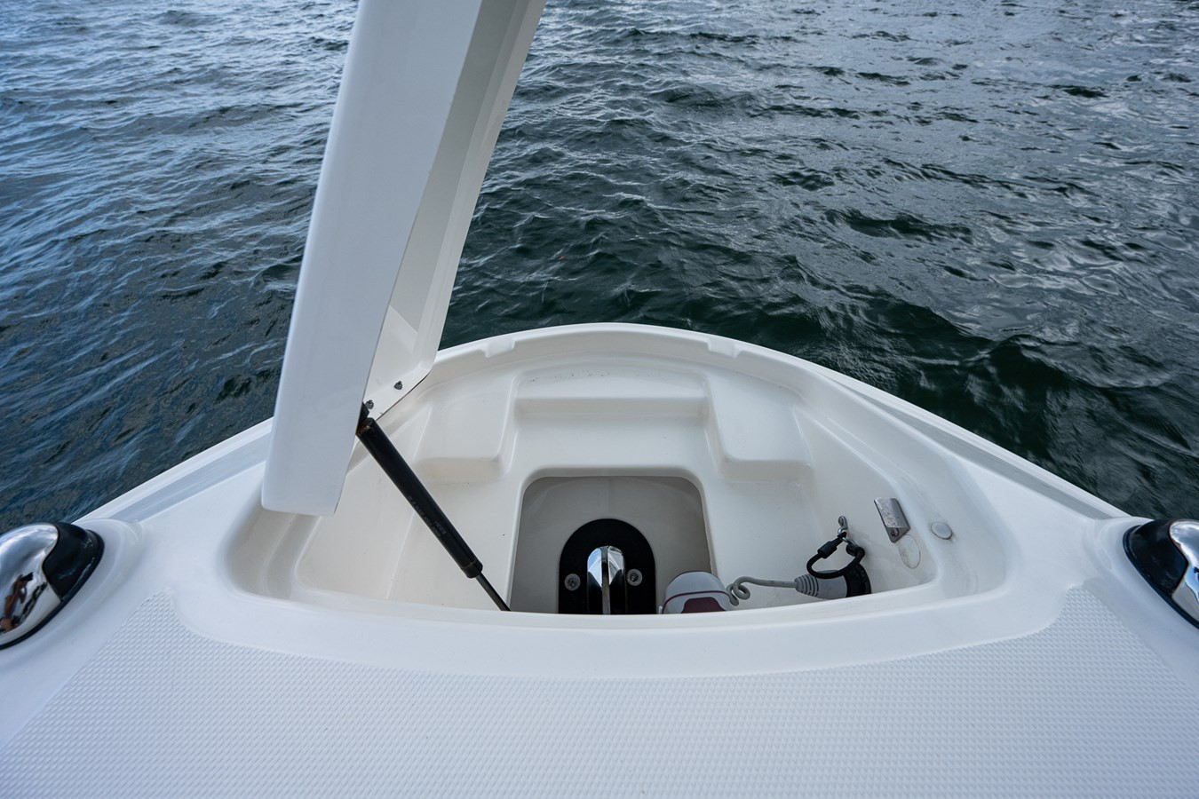 https://arconyachts.ams3.digitaloceanspaces.com/173906/conversions/large_3679088-optimize.jpg