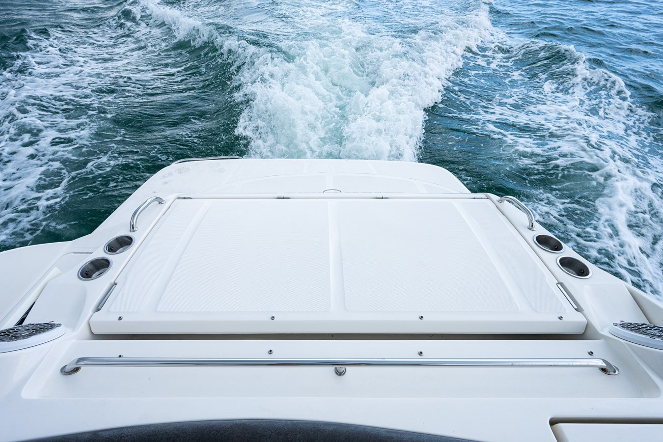 https://arconyachts.ams3.digitaloceanspaces.com/173925/conversions/large_3679094-optimize.jpg