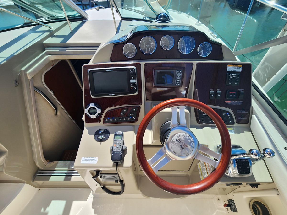 https://arconyachts.ams3.digitaloceanspaces.com/174058/conversions/large_4055602-optimize.jpg