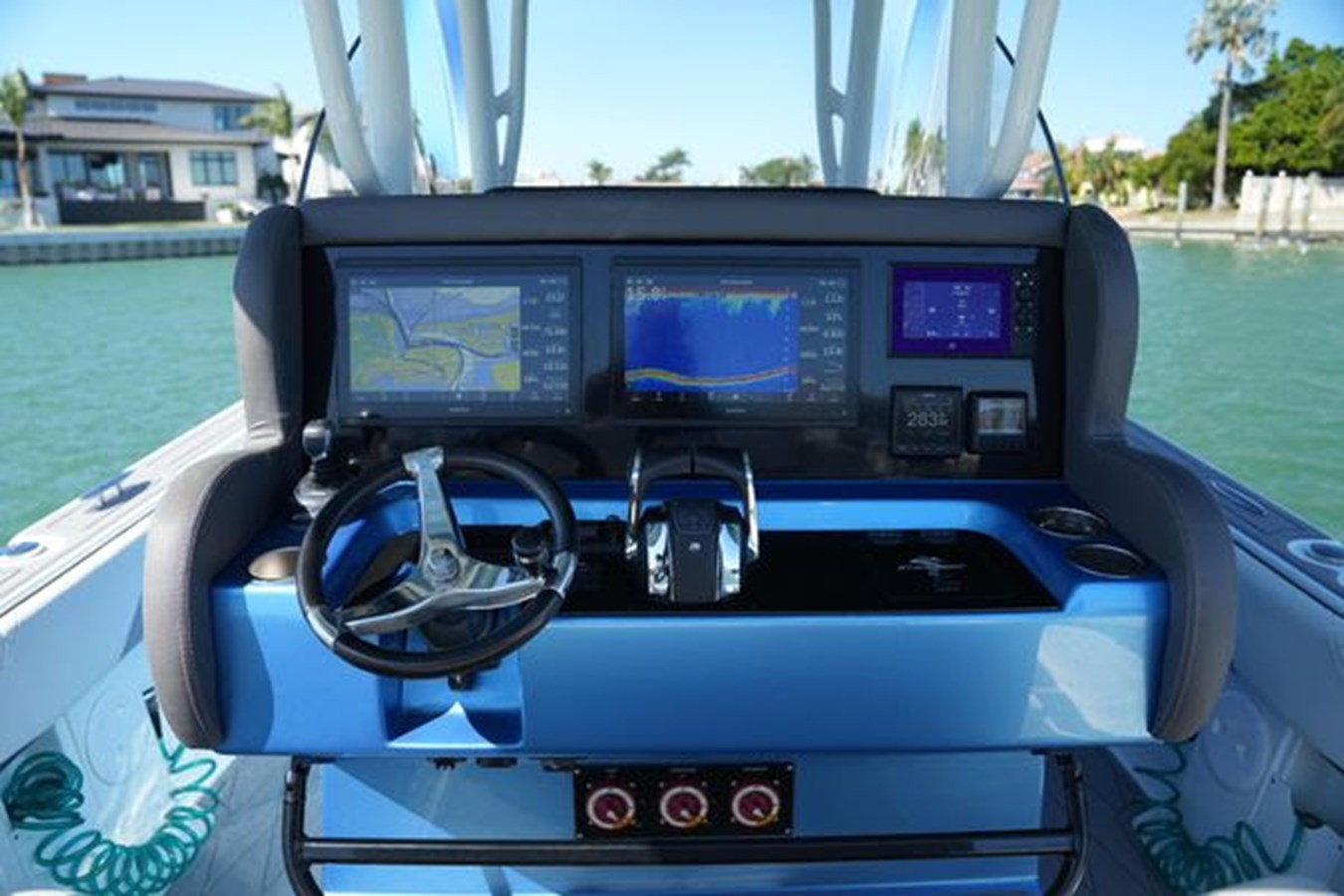 https://arconyachts.ams3.digitaloceanspaces.com/174112/conversions/large_3983776-optimize.jpg