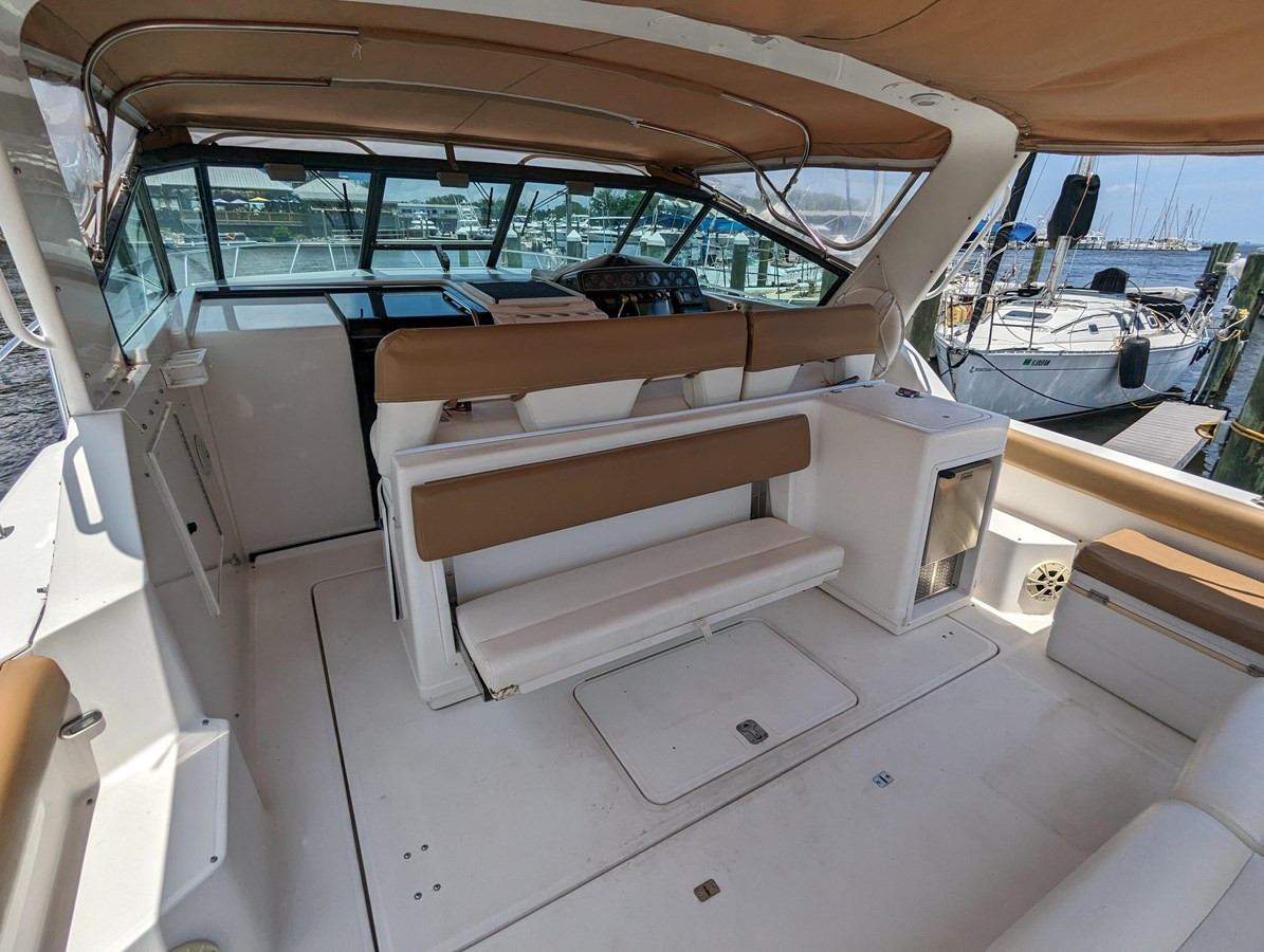 https://arconyachts.ams3.digitaloceanspaces.com/174284/conversions/large_4222177-optimize.jpg