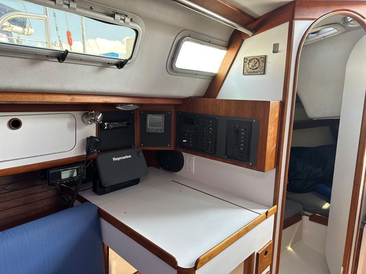 https://arconyachts.ams3.digitaloceanspaces.com/174298/conversions/large_4197406-optimize.jpg