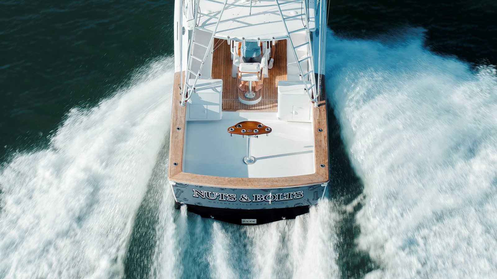 https://arconyachts.ams3.digitaloceanspaces.com/174343/conversions/large_4230119-optimize.jpg