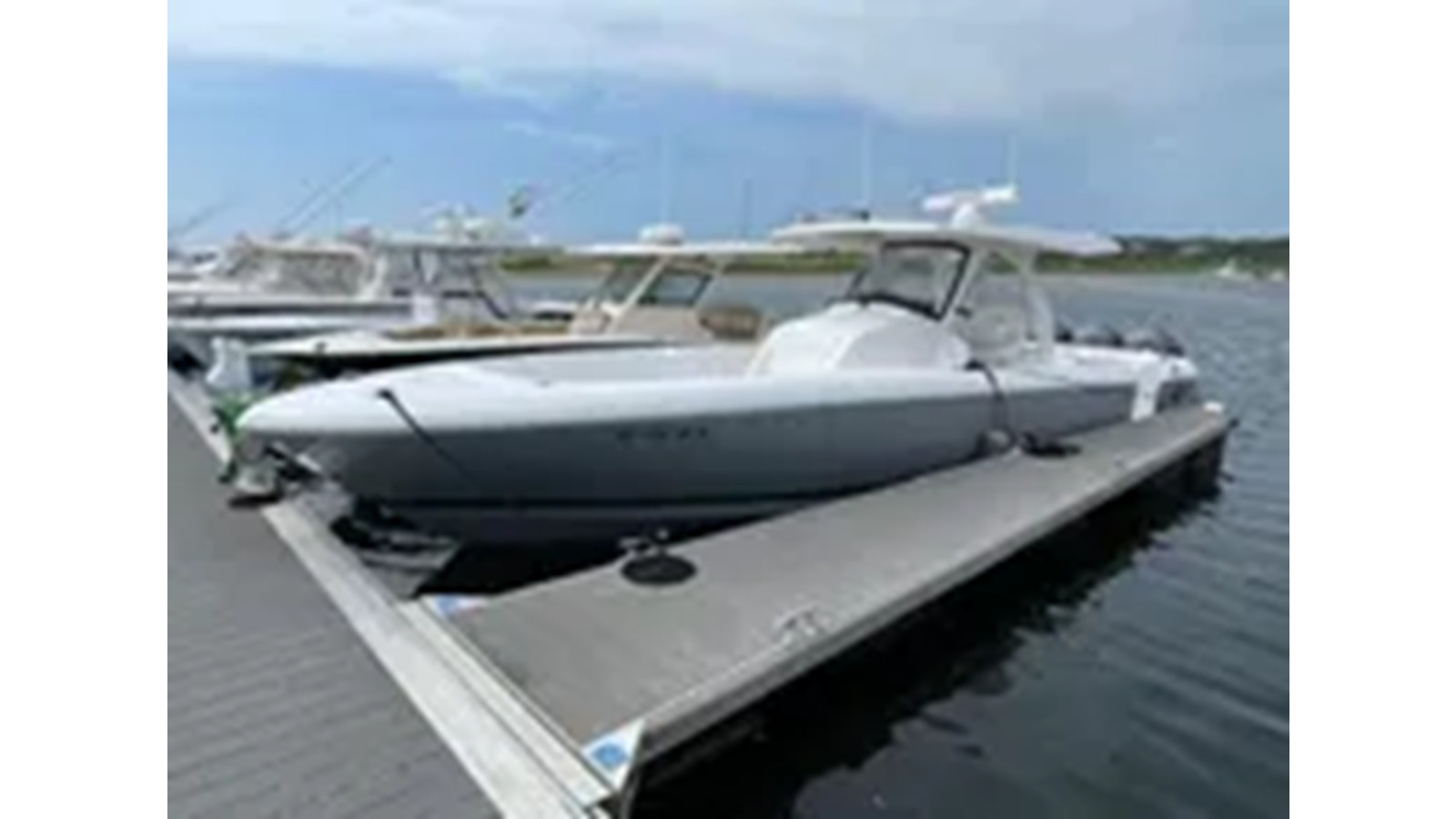 https://arconyachts.ams3.digitaloceanspaces.com/174522/conversions/large_4329623-optimize.jpg