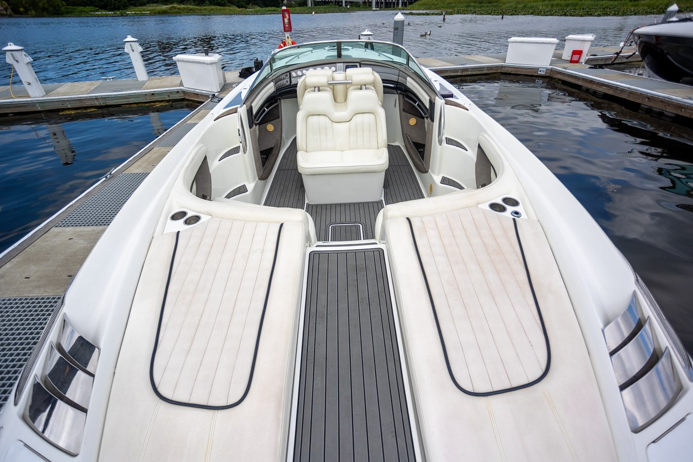 https://arconyachts.ams3.digitaloceanspaces.com/174573/conversions/large_4699470-optimize.jpg
