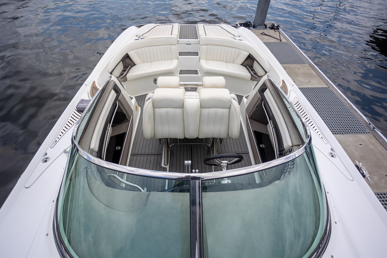 https://arconyachts.ams3.digitaloceanspaces.com/174648/conversions/large_4699496-optimize.jpg