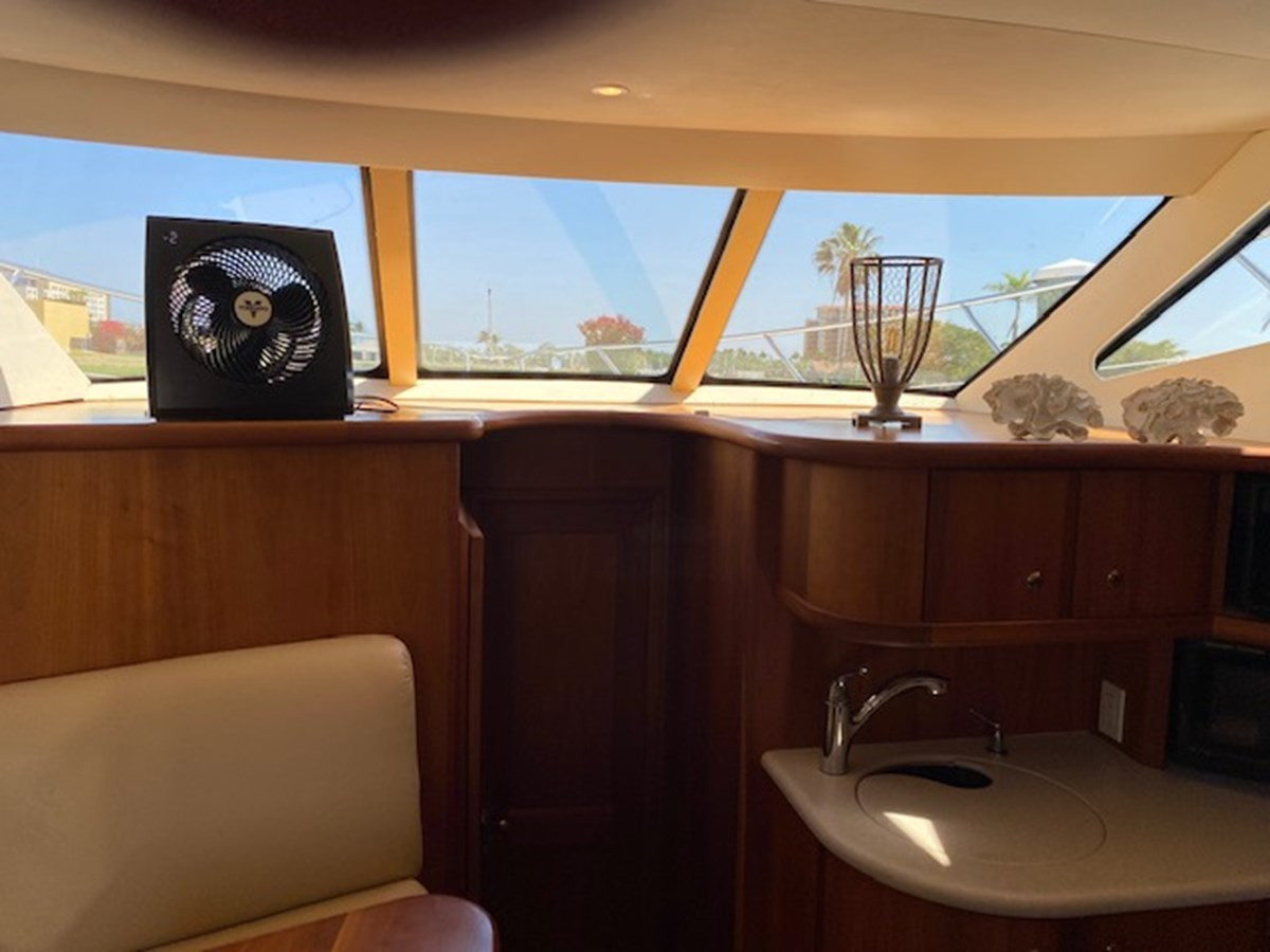 https://arconyachts.ams3.digitaloceanspaces.com/174714/conversions/large_4645656-optimize.jpg