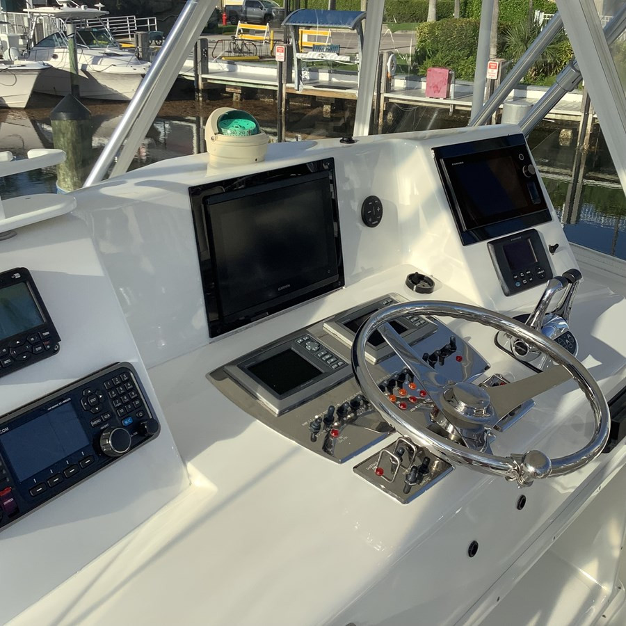 https://arconyachts.ams3.digitaloceanspaces.com/174752/conversions/large_4732898-optimize.jpg