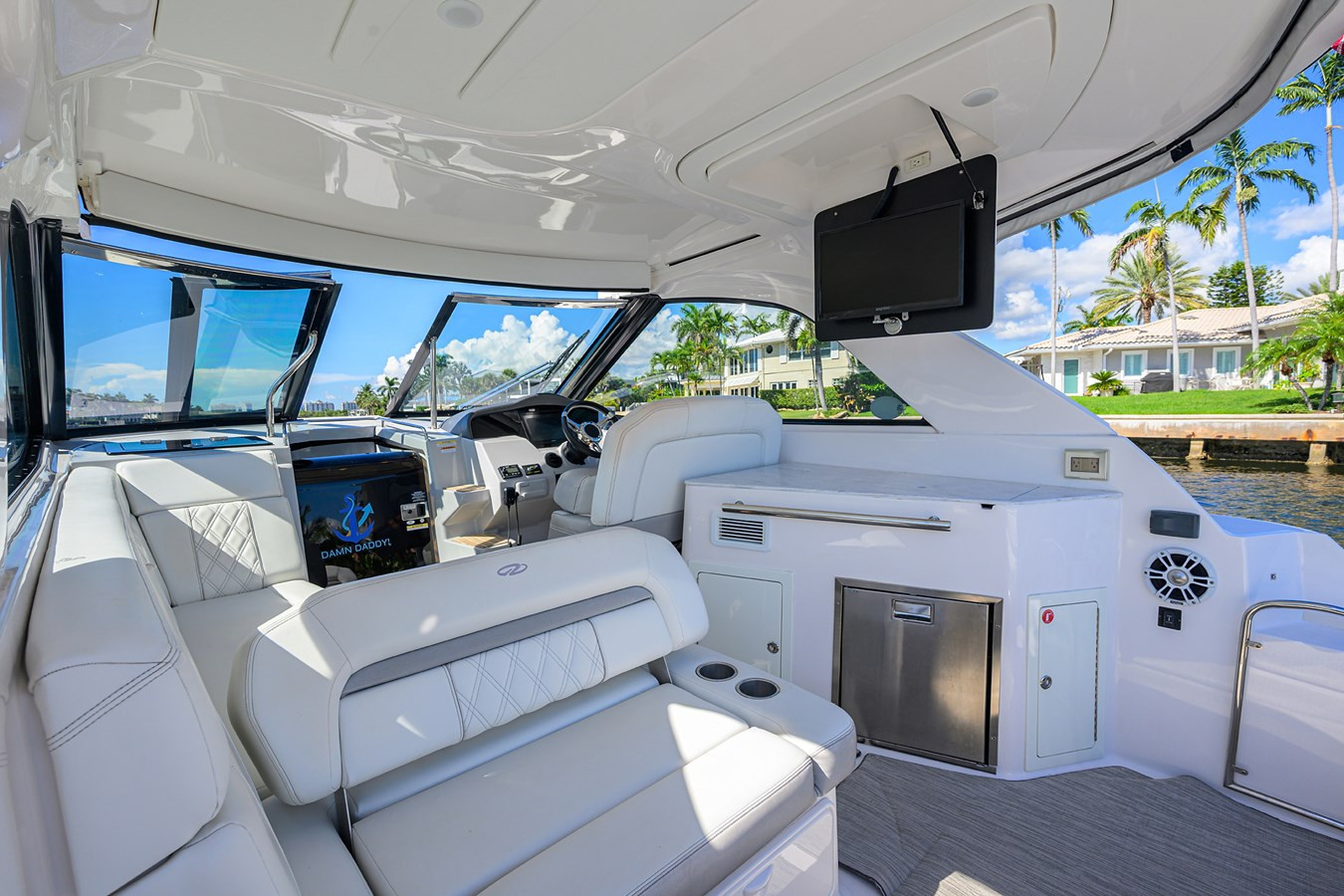 https://arconyachts.ams3.digitaloceanspaces.com/174849/conversions/large_4741058-optimize.jpg