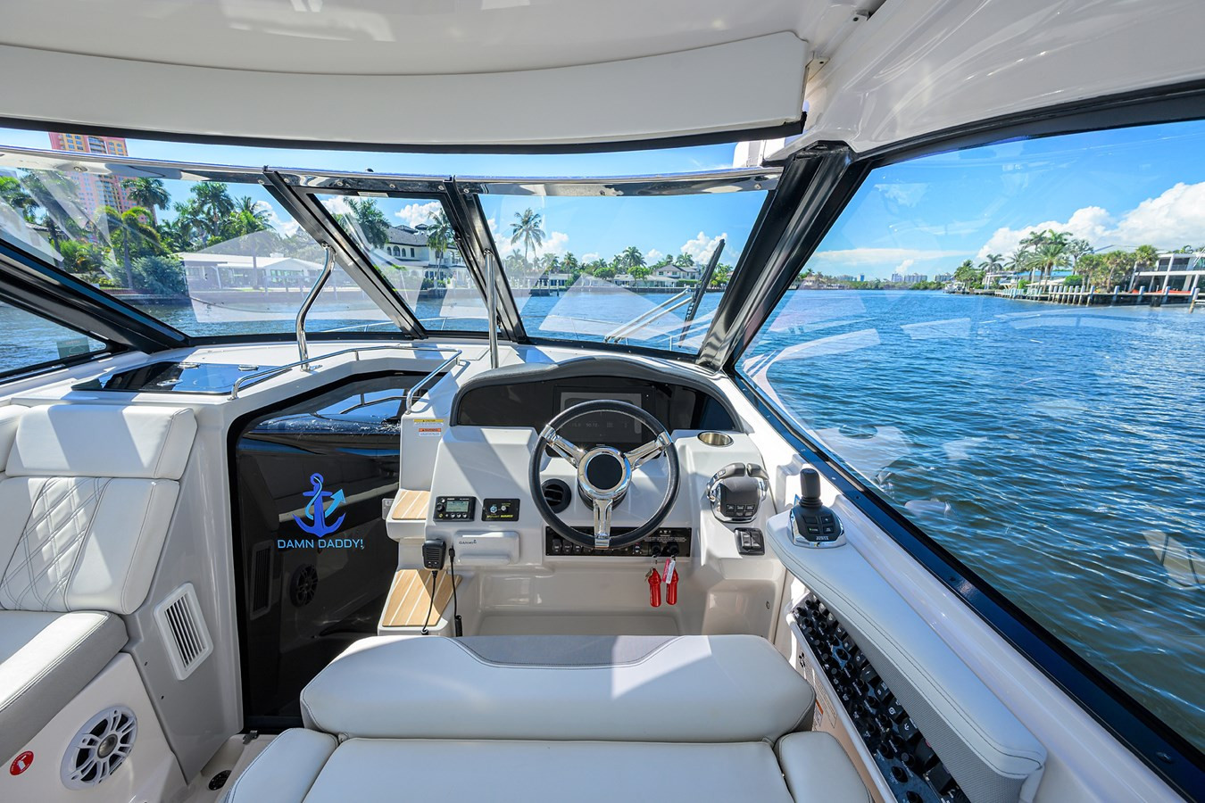 https://arconyachts.ams3.digitaloceanspaces.com/174868/conversions/large_4741065-optimize.jpg