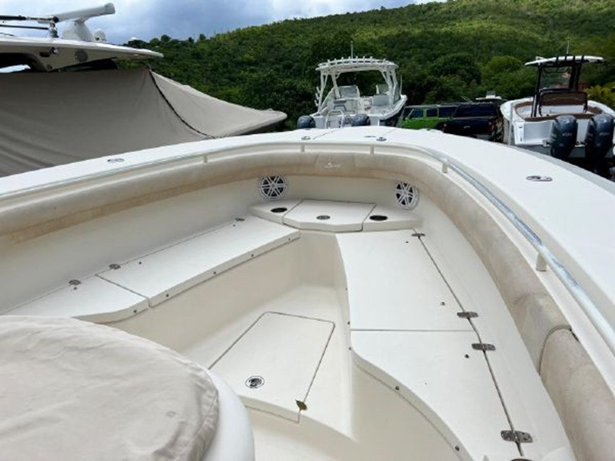 https://arconyachts.ams3.digitaloceanspaces.com/174889/conversions/large_3976125-optimize.jpg