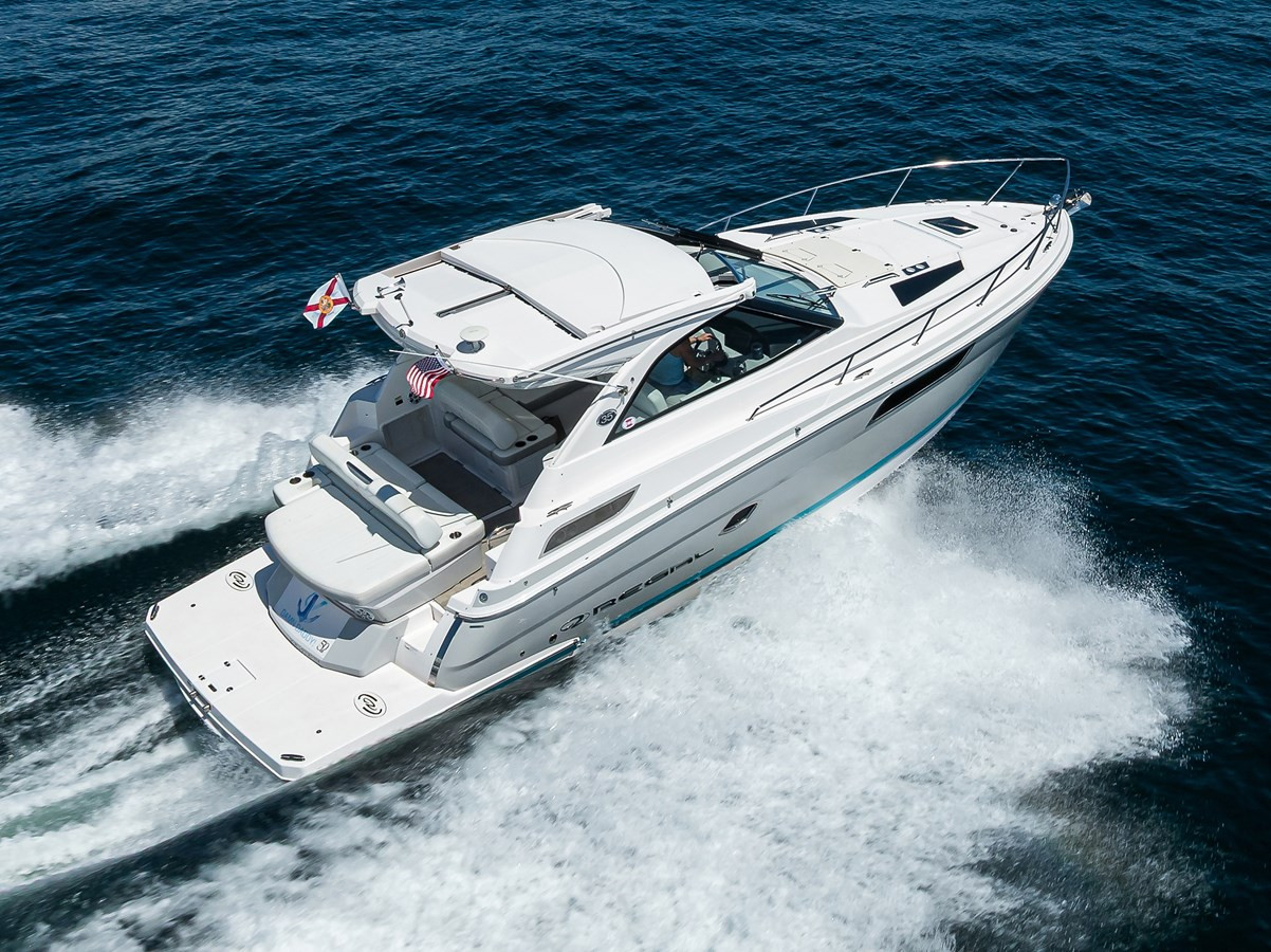 https://arconyachts.ams3.digitaloceanspaces.com/174948/conversions/large_4741094-optimize.jpg
