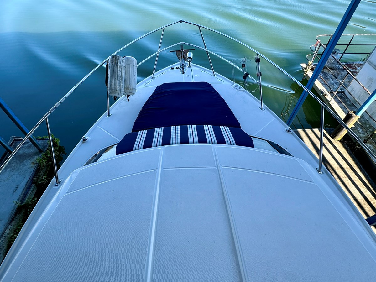 https://arconyachts.ams3.digitaloceanspaces.com/175035/conversions/large_4390676-optimize.jpg