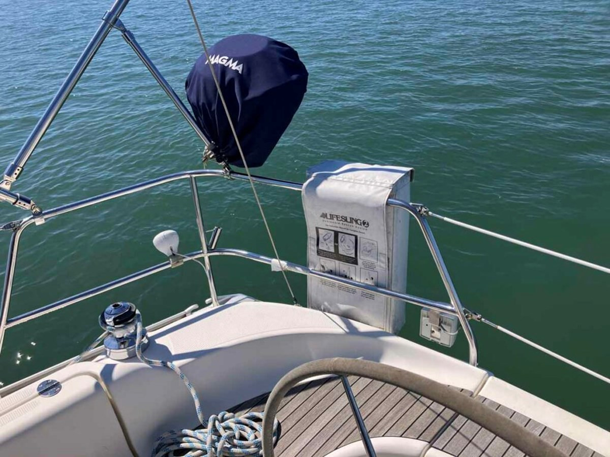 https://arconyachts.ams3.digitaloceanspaces.com/175098/conversions/large_4077959-optimize.jpg