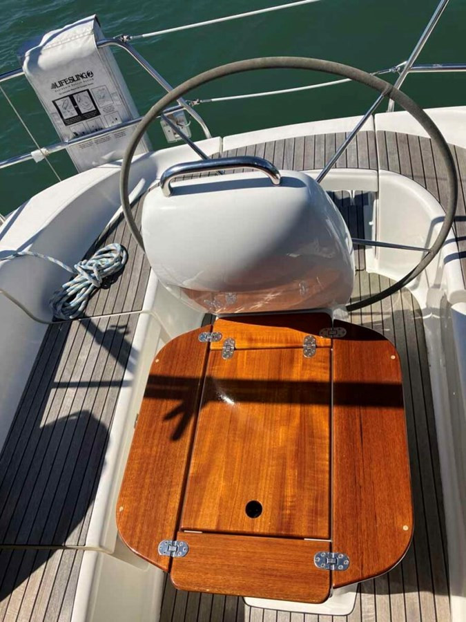 https://arconyachts.ams3.digitaloceanspaces.com/175101/conversions/large_4077960-optimize.jpg