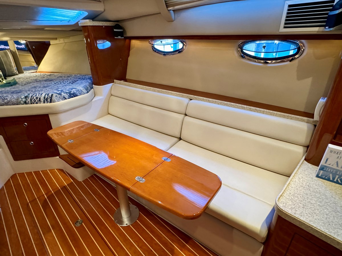 https://arconyachts.ams3.digitaloceanspaces.com/175146/conversions/large_4390713-optimize.jpg