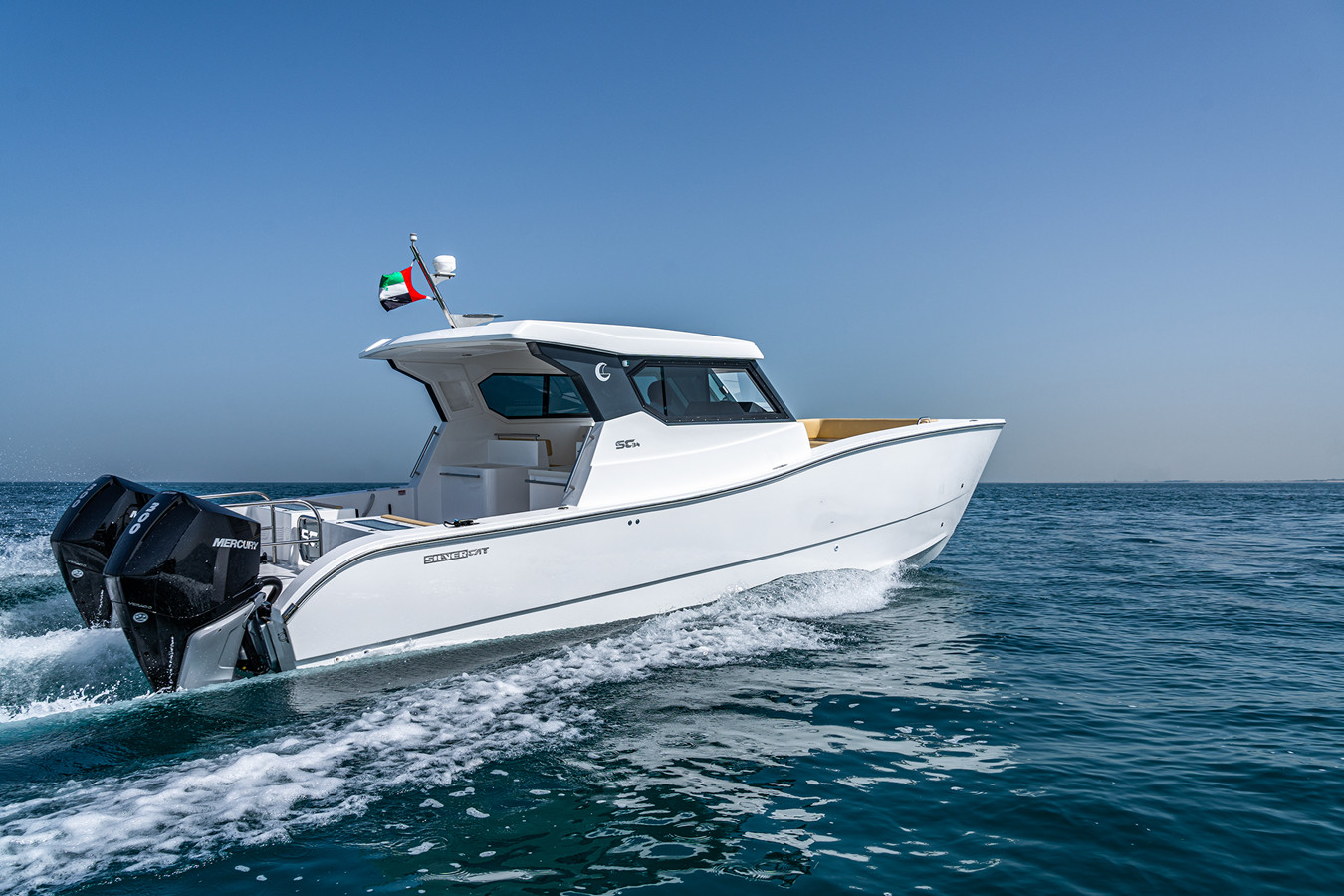 https://arconyachts.ams3.digitaloceanspaces.com/175414/conversions/large_4130928-optimize.jpg