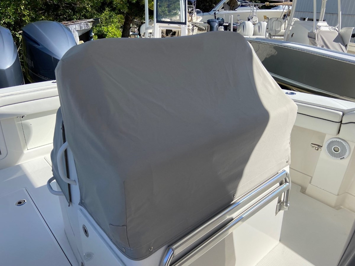 https://arconyachts.ams3.digitaloceanspaces.com/175825/conversions/large_3401823-optimize.jpg