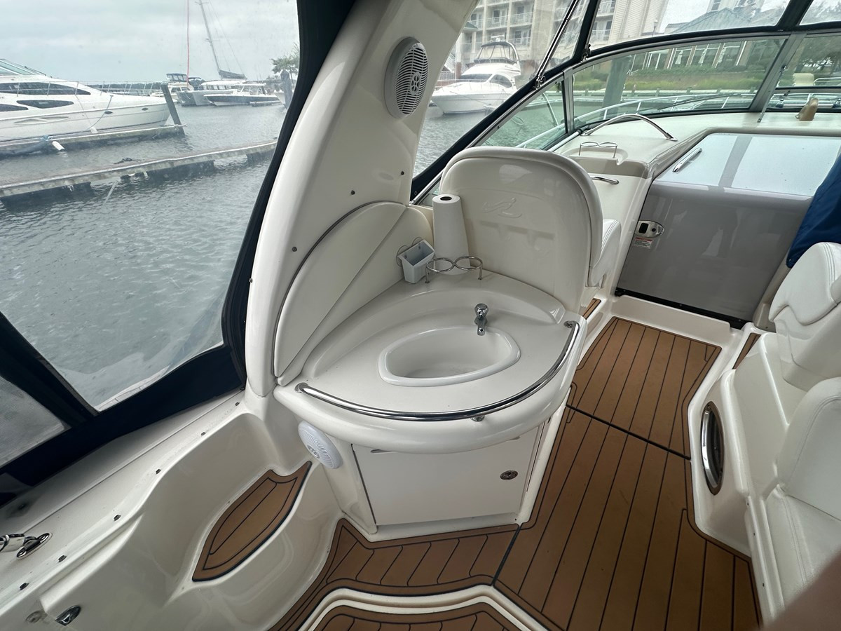 https://arconyachts.ams3.digitaloceanspaces.com/175935/conversions/large_4830049-optimize.jpg