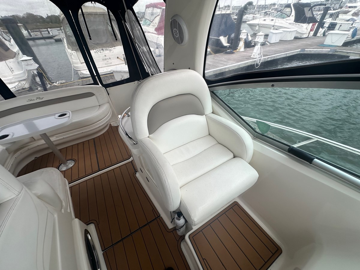 https://arconyachts.ams3.digitaloceanspaces.com/175944/conversions/large_4830052-optimize.jpg