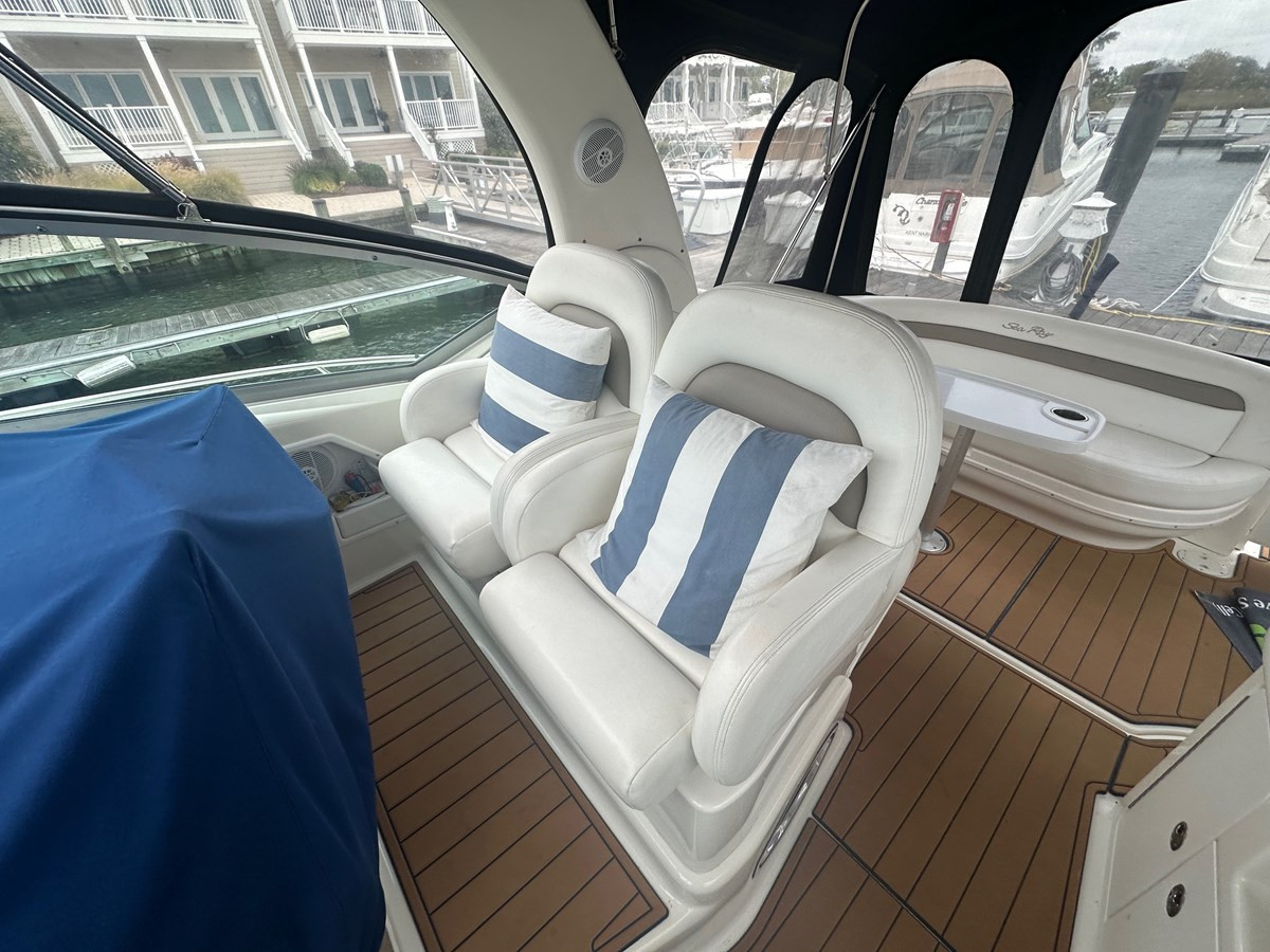https://arconyachts.ams3.digitaloceanspaces.com/175947/conversions/large_4830053-optimize.jpg