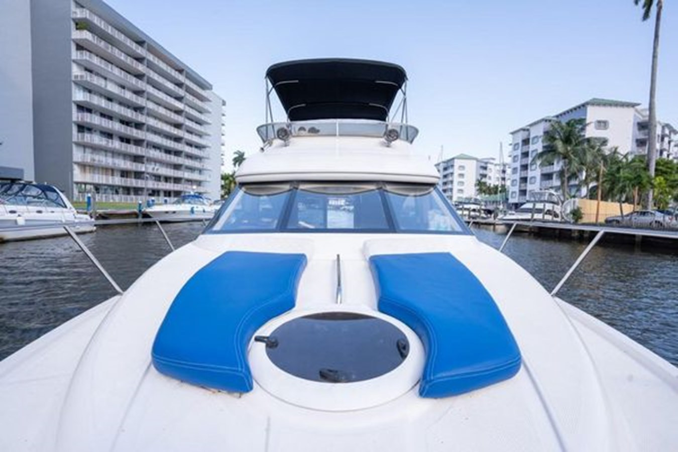 https://arconyachts.ams3.digitaloceanspaces.com/175952/conversions/large_4119336-optimize.jpg