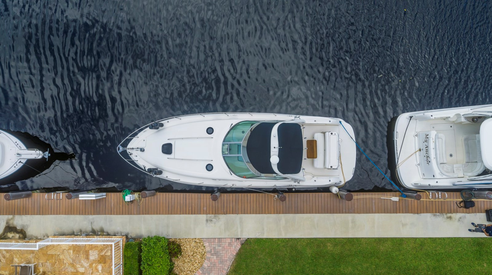 https://arconyachts.ams3.digitaloceanspaces.com/176008/conversions/large_3094577-optimize.jpg