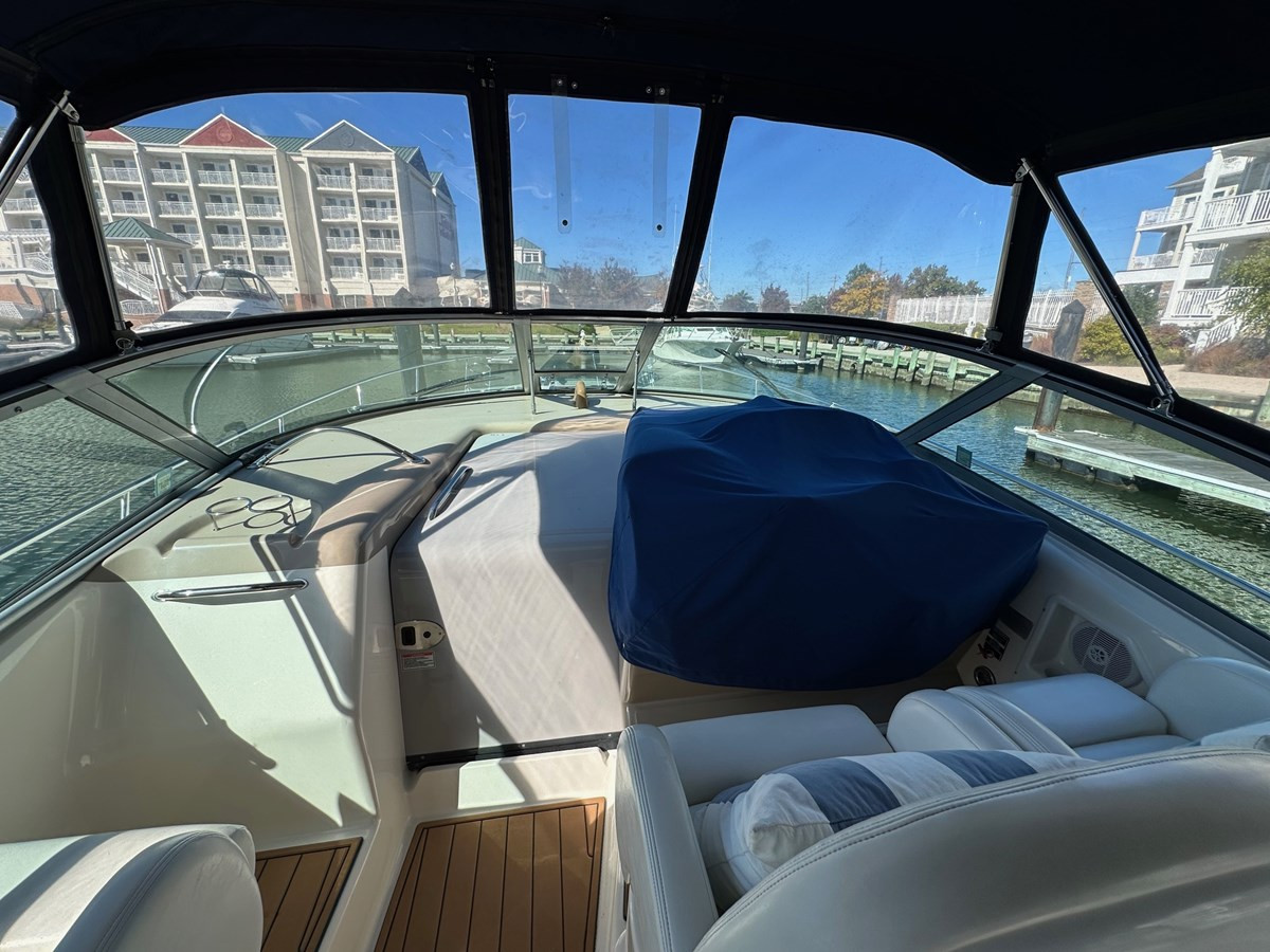 https://arconyachts.ams3.digitaloceanspaces.com/176030/conversions/large_4842850-optimize.jpg