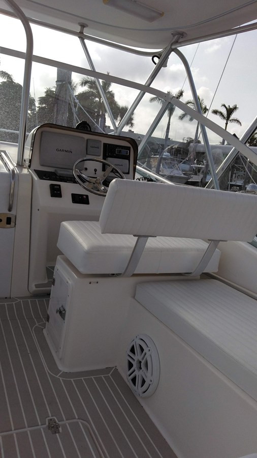 https://arconyachts.ams3.digitaloceanspaces.com/176110/conversions/large_3121849-optimize.jpg