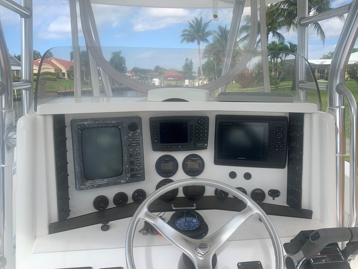 https://arconyachts.ams3.digitaloceanspaces.com/176116/conversions/large_3200927-optimize.jpg
